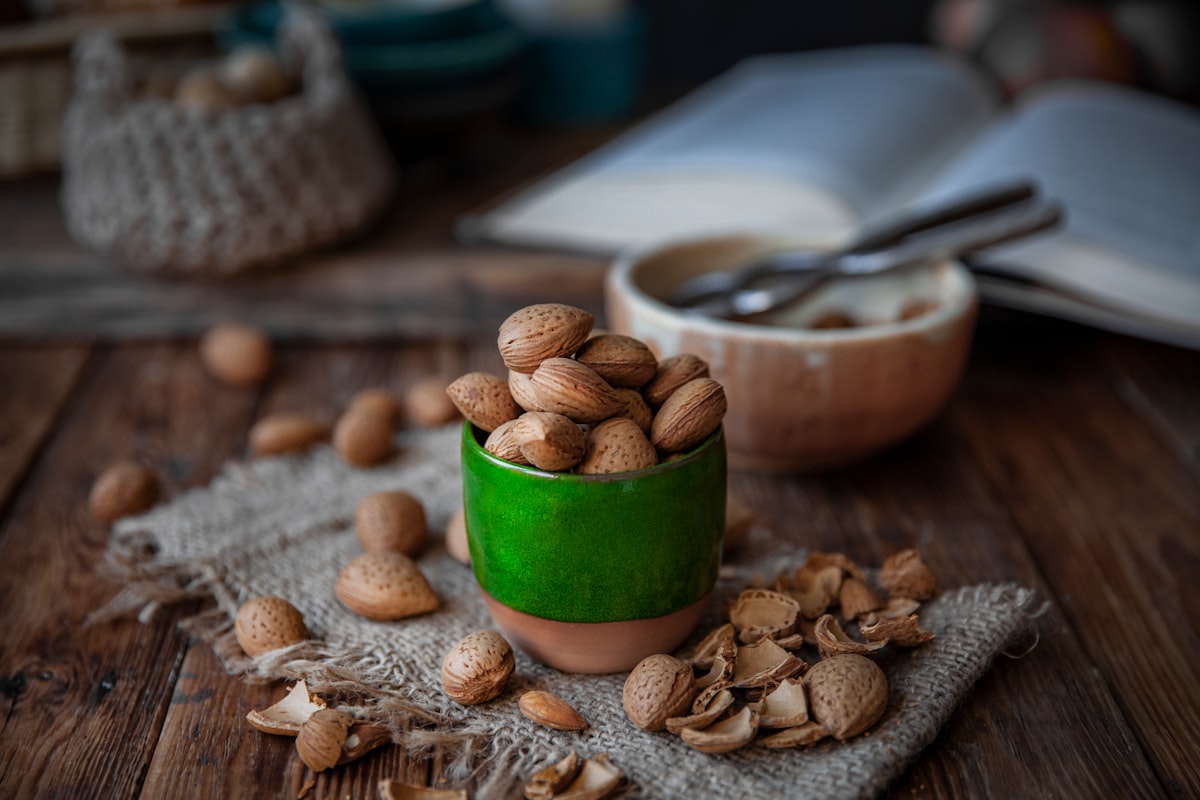 Noci e semi ricchi di vitamina E e selenio